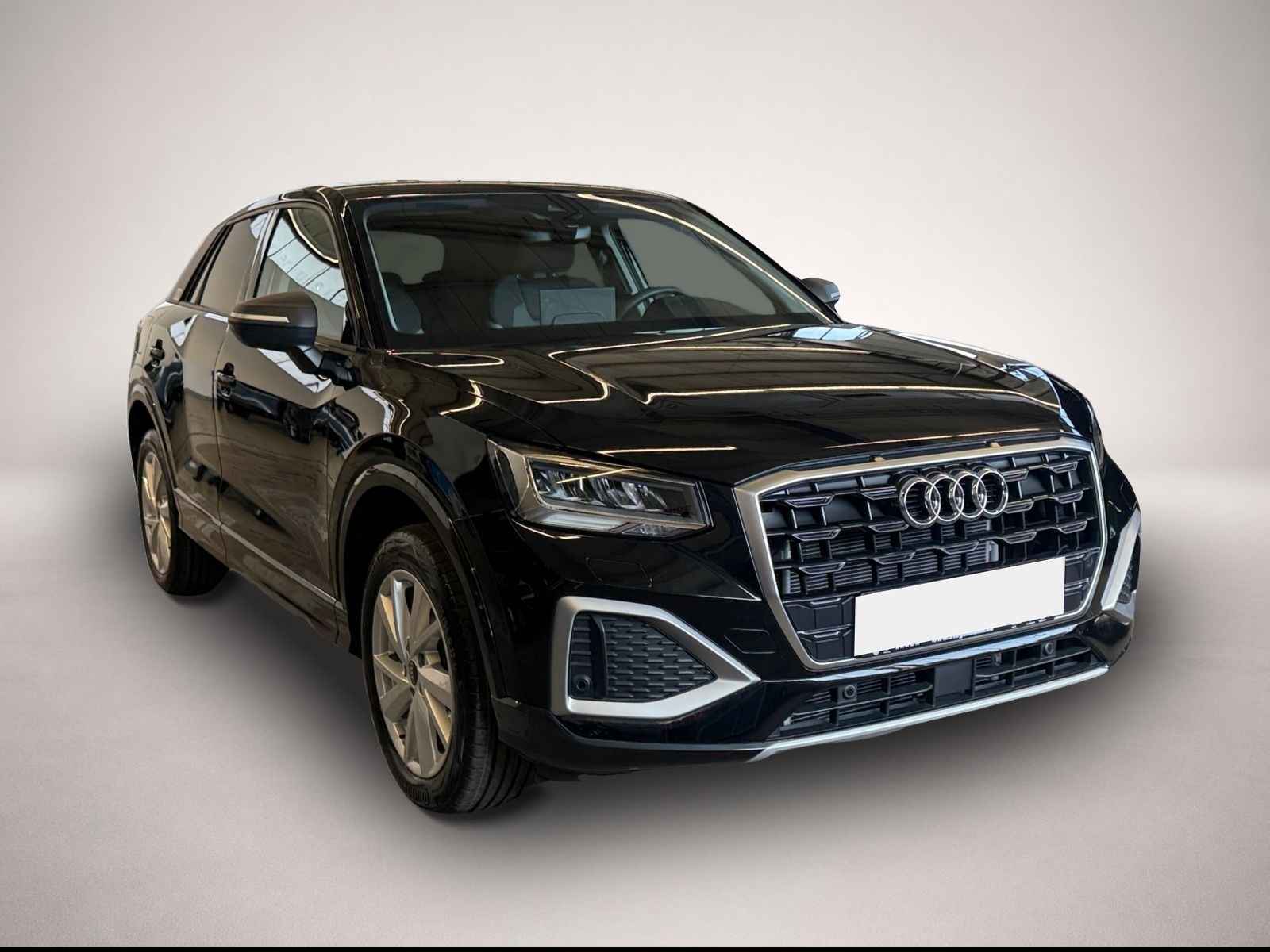 Audi Q2 (09/2025, Benzin)
