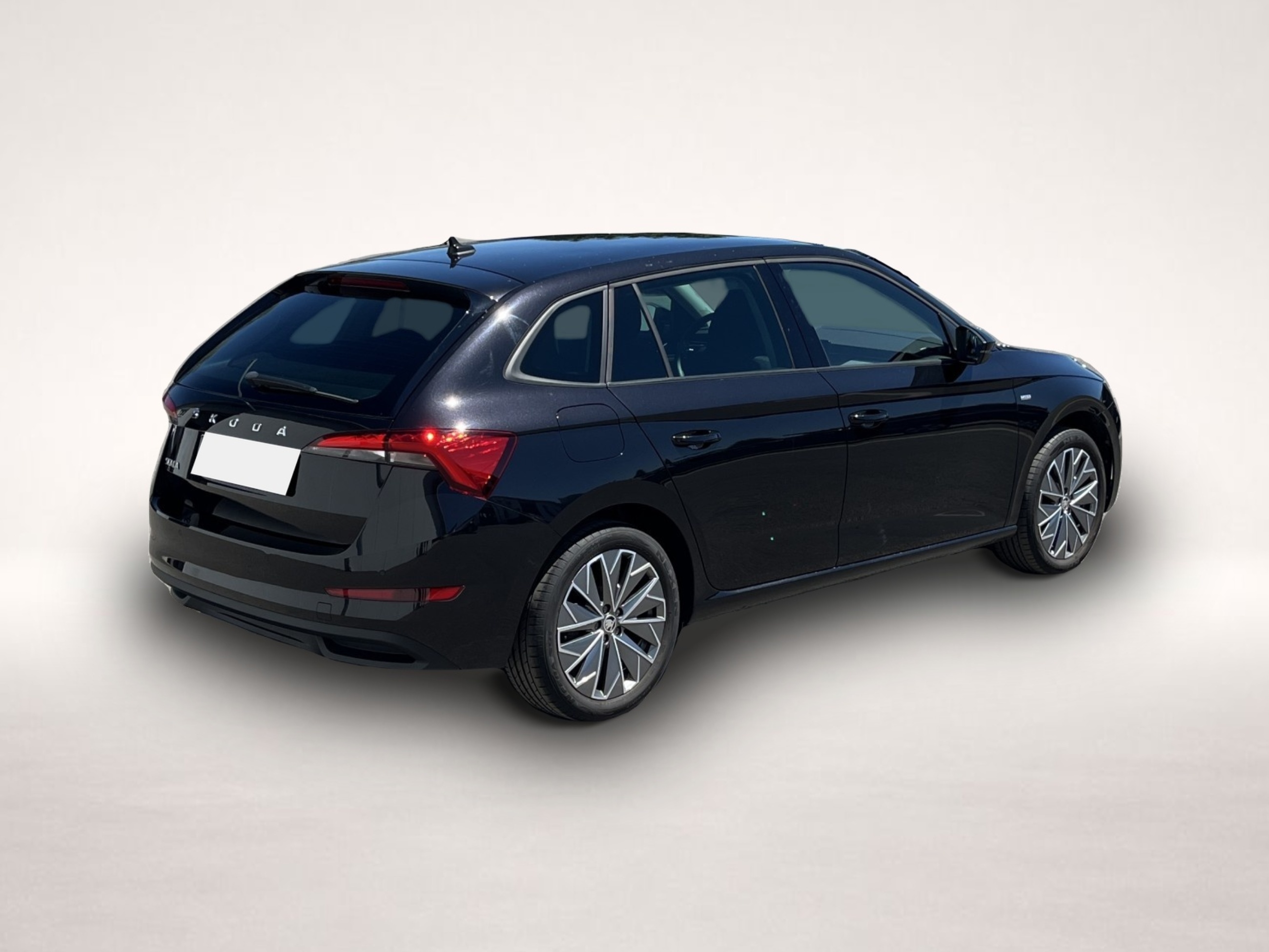 Skoda Scala (04/2023, Benzin)