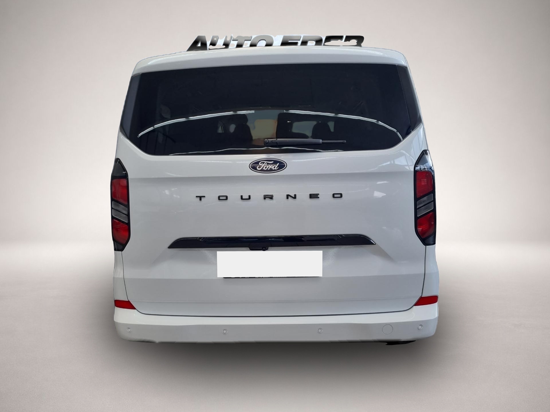 Ford Tourneo Custom (01/2026, Diesel)