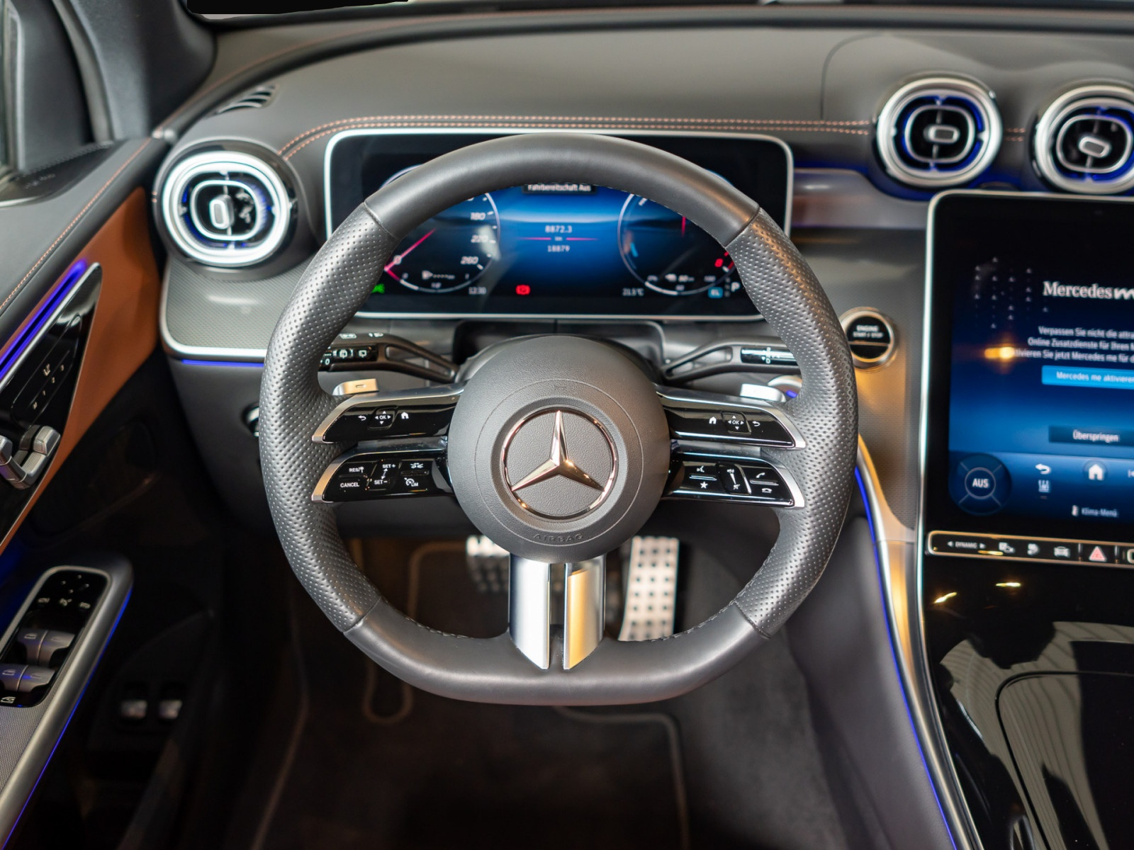Mercedes-Benz GLC 300 (05/2025, Hybrid (Benzin/Elektro))