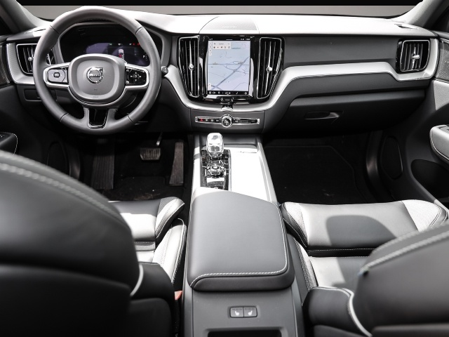 Volvo XC60 (12/2023, Hybrid (Benzin/Elektro))