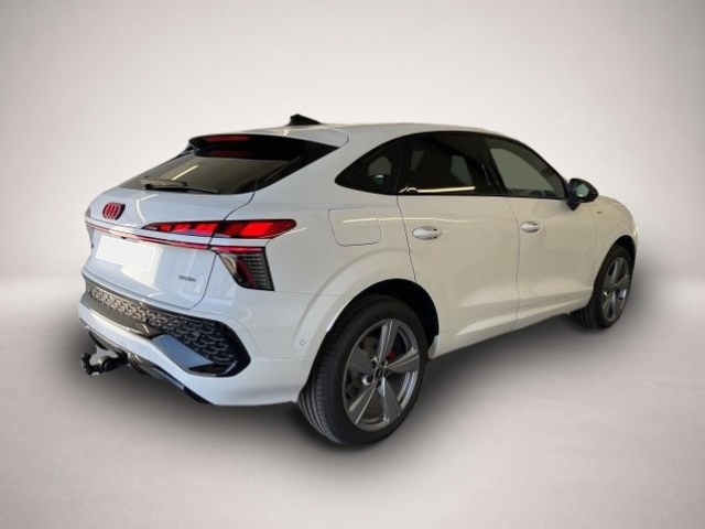 Audi Q3 (06/2026, Benzin)