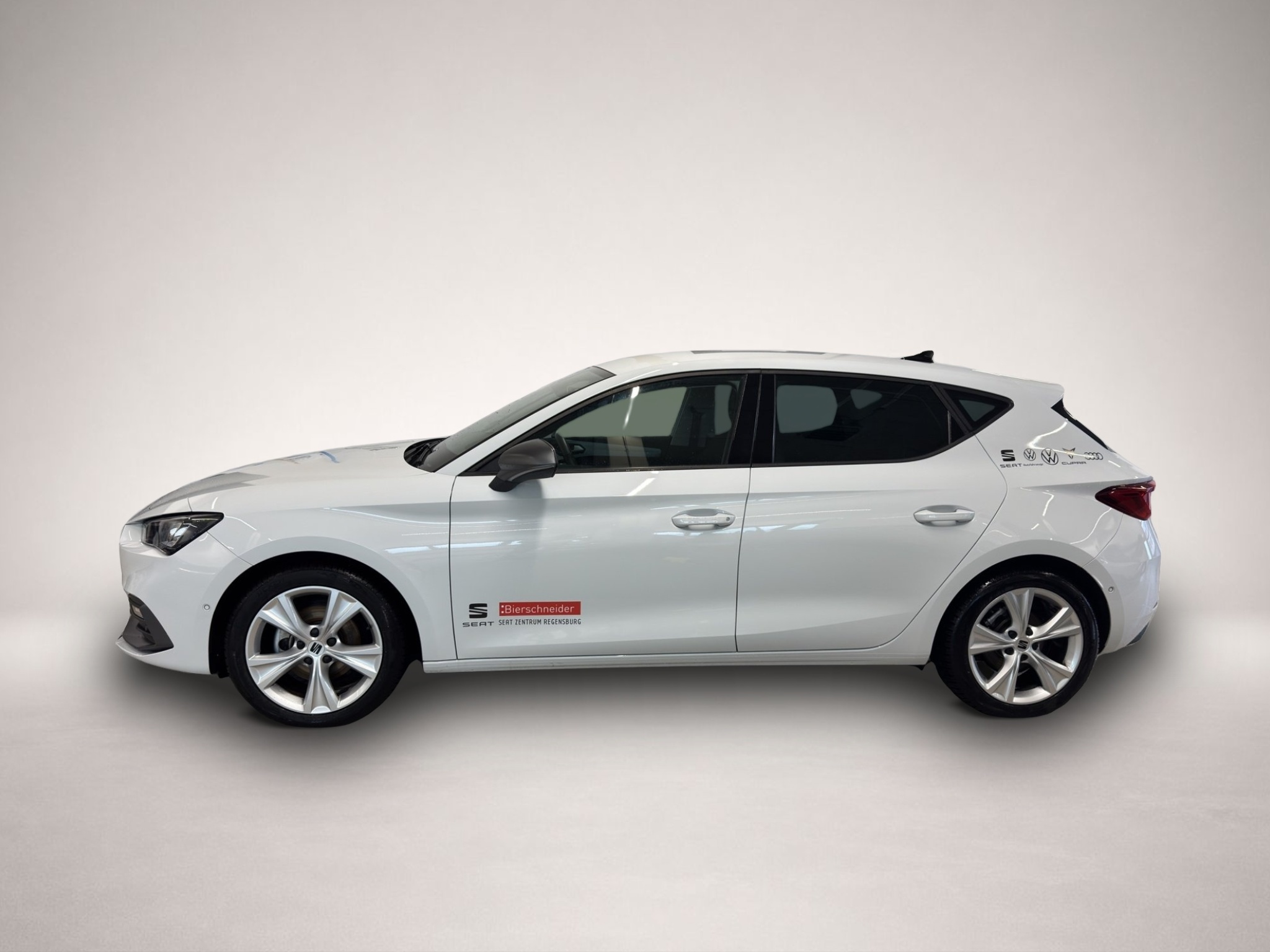 Seat Leon (05/2025, Benzin)