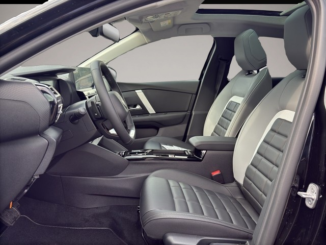 Citroen C4 (09/2025, Benzin)
