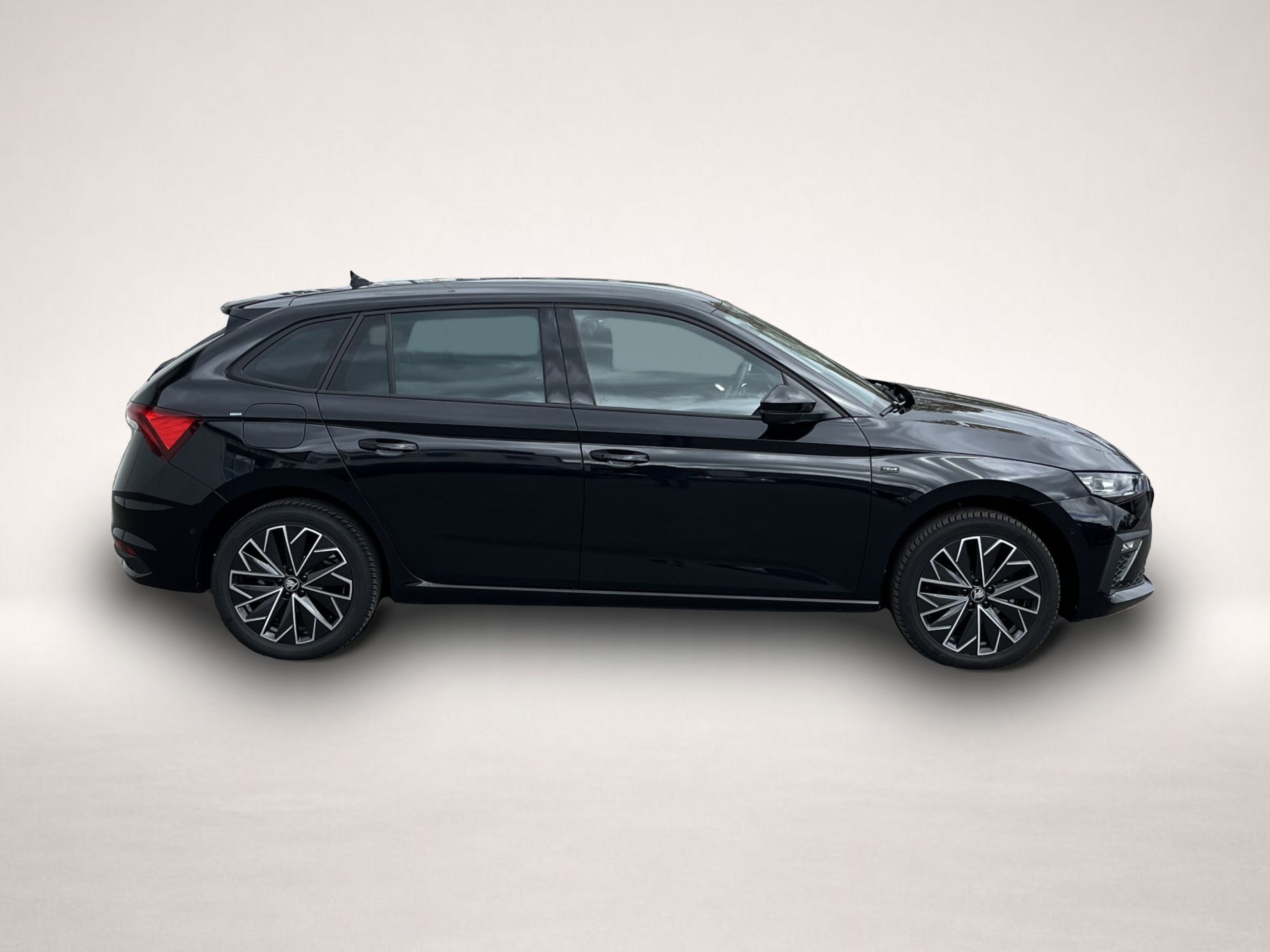 Skoda Scala (09/2025, Benzin)