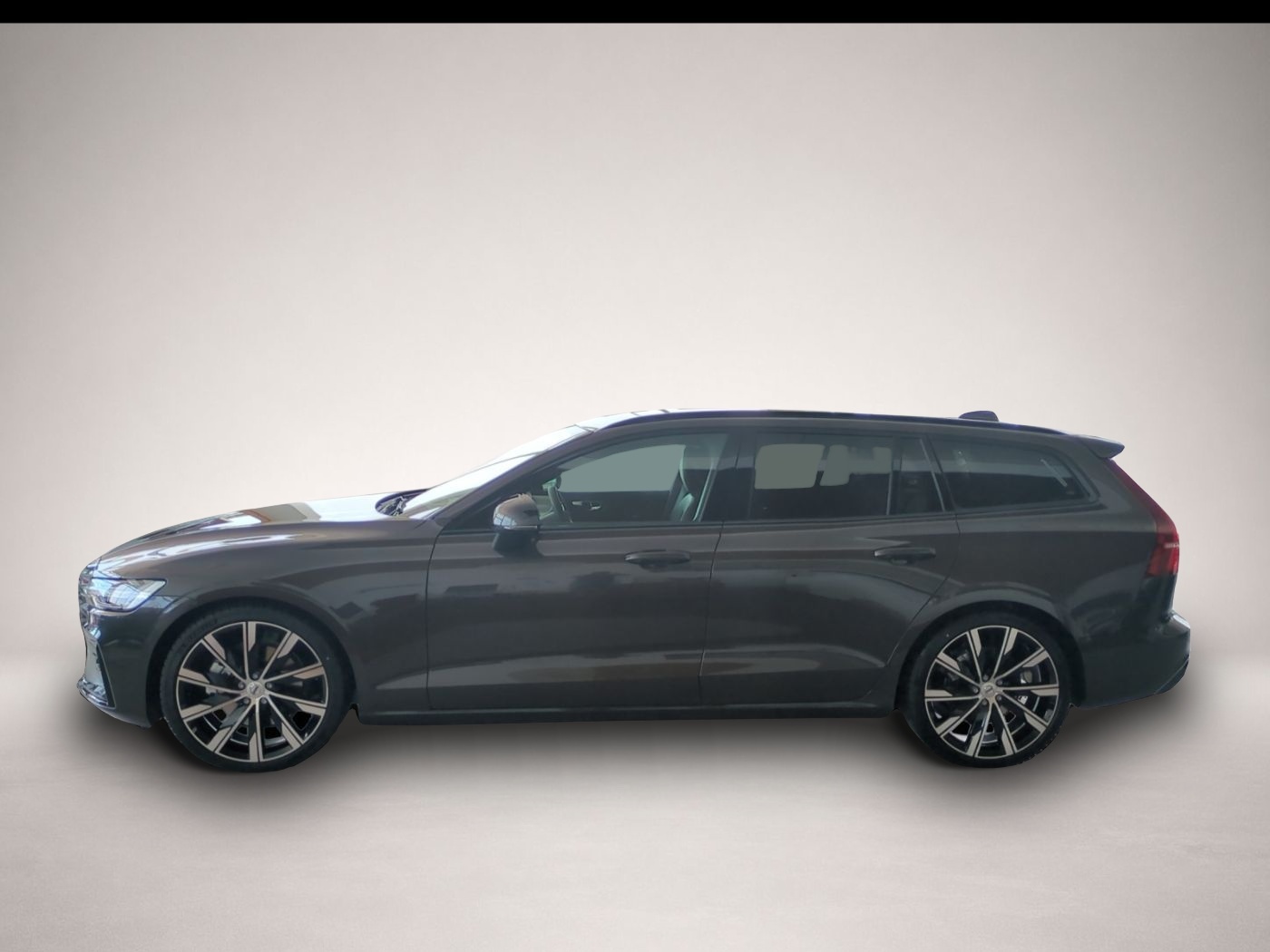 Volvo V60 (04/2025, Benzin)