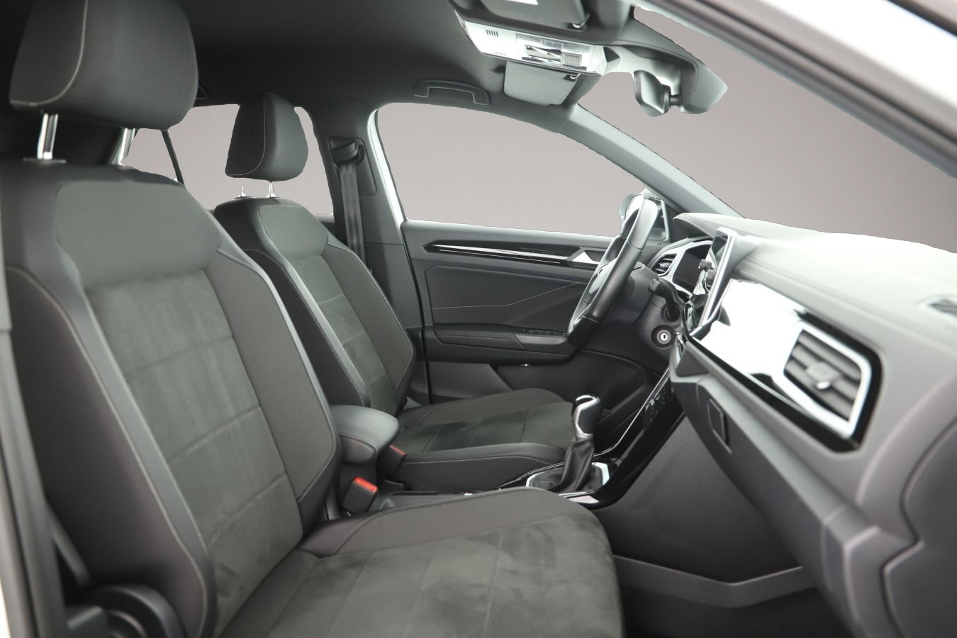 Volkswagen T-Roc (01/2023, Benzin)