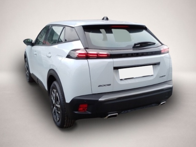 Peugeot 2008 (12/2025, Benzin)