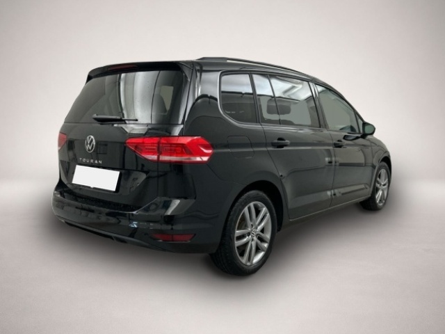 Volkswagen Touran (12/2025, Benzin)