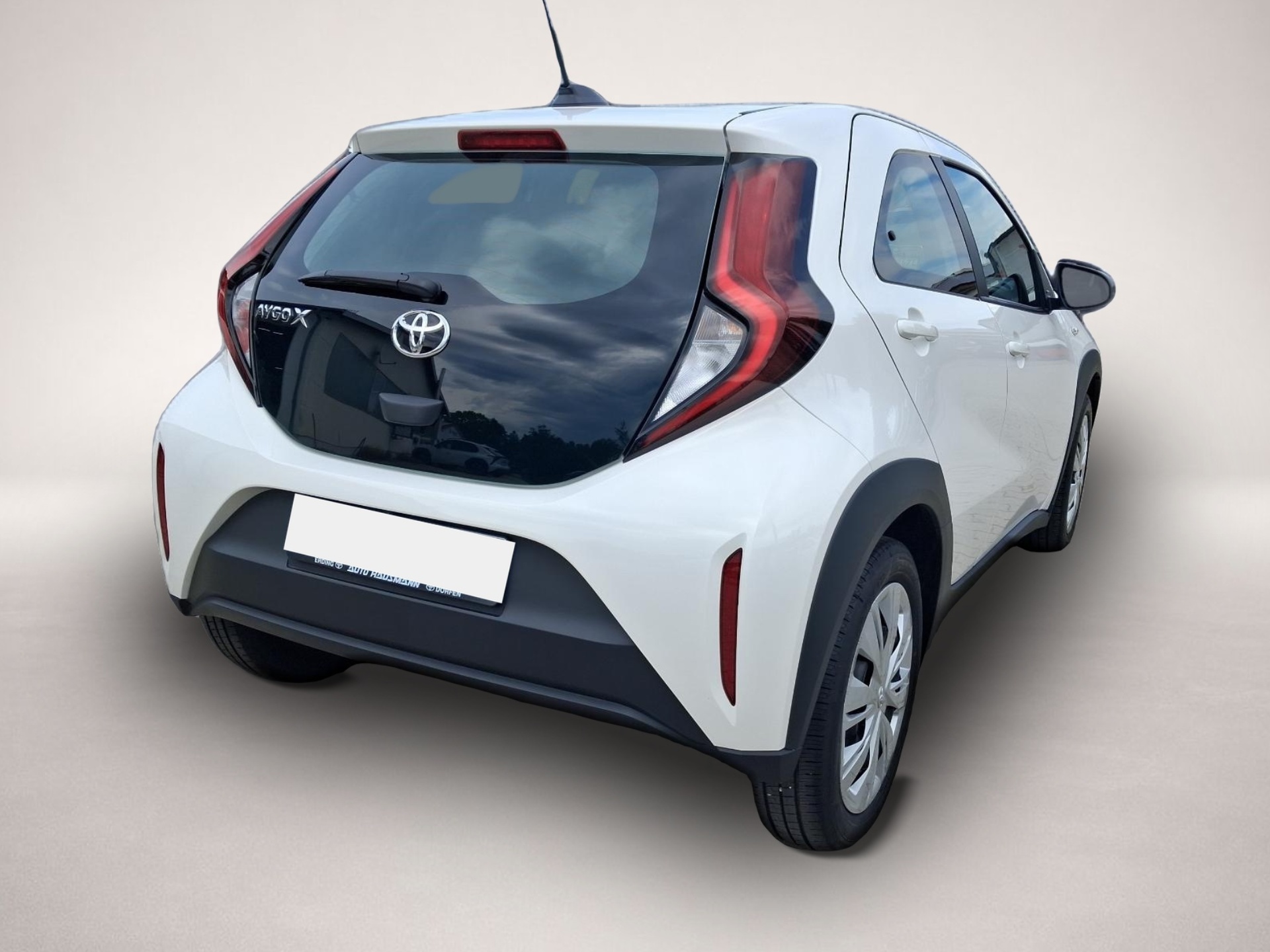 Toyota Aygo (X) (10/2025, Benzin)