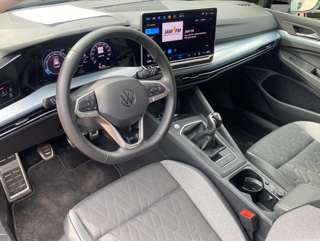 Volkswagen Golf (10/2025, Hybrid (Benzin/Elektro))