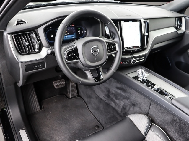 Volvo XC60 (03/2024, Hybrid (Benzin/Elektro))