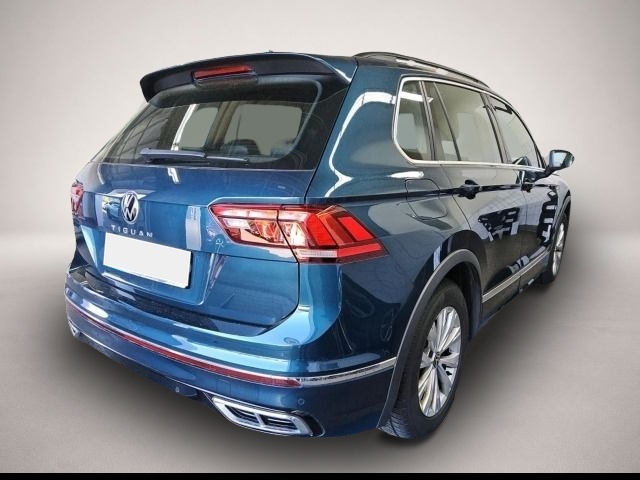 Volkswagen Tiguan (02/2023, Benzin)