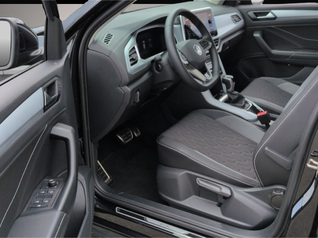 Volkswagen T-Roc (06/2025, Diesel)