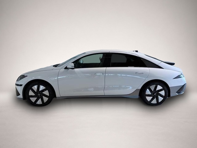 Hyundai IONIQ (01/2026, ELECTRIC)