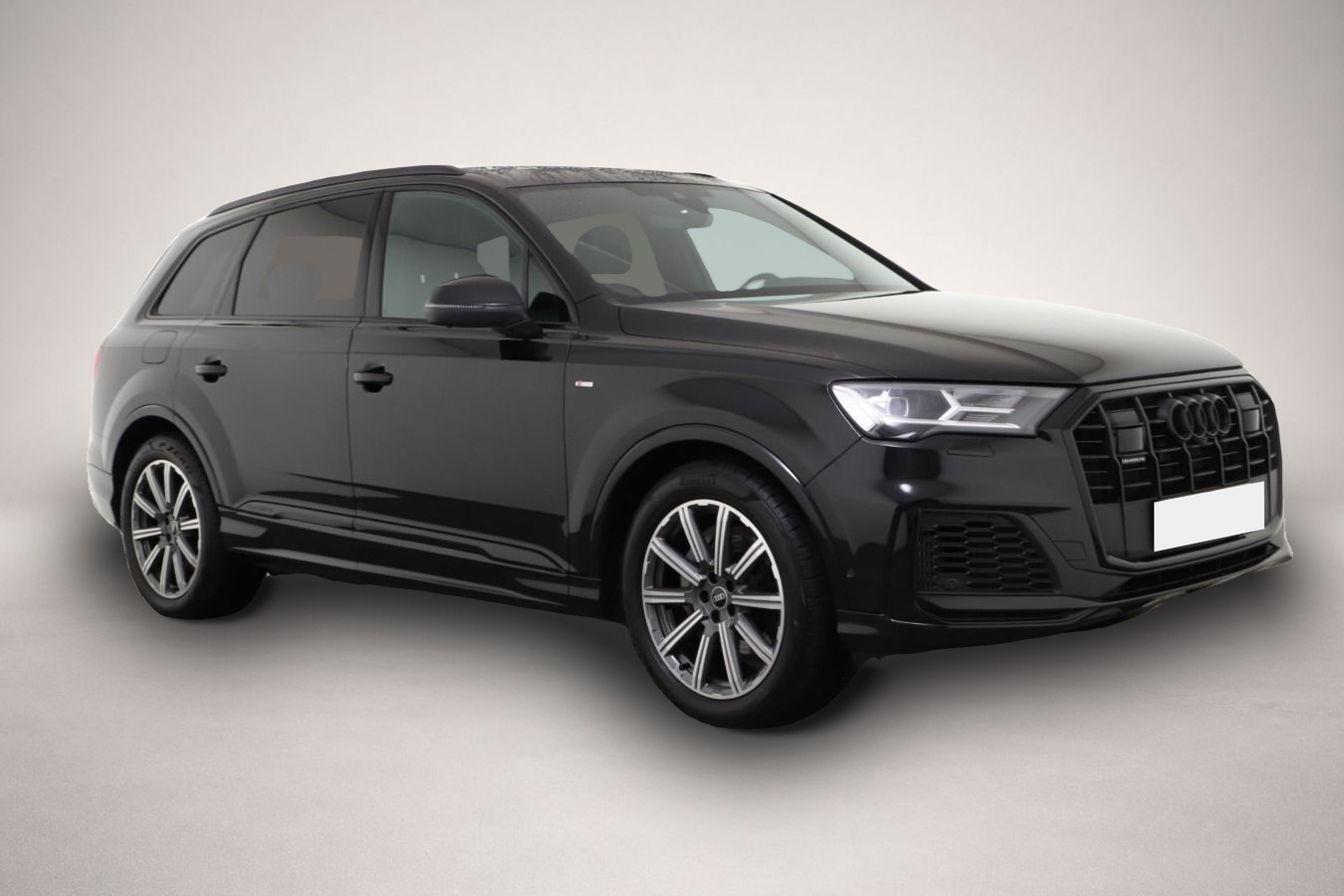 Audi Q7 (12/2022, Benzin)