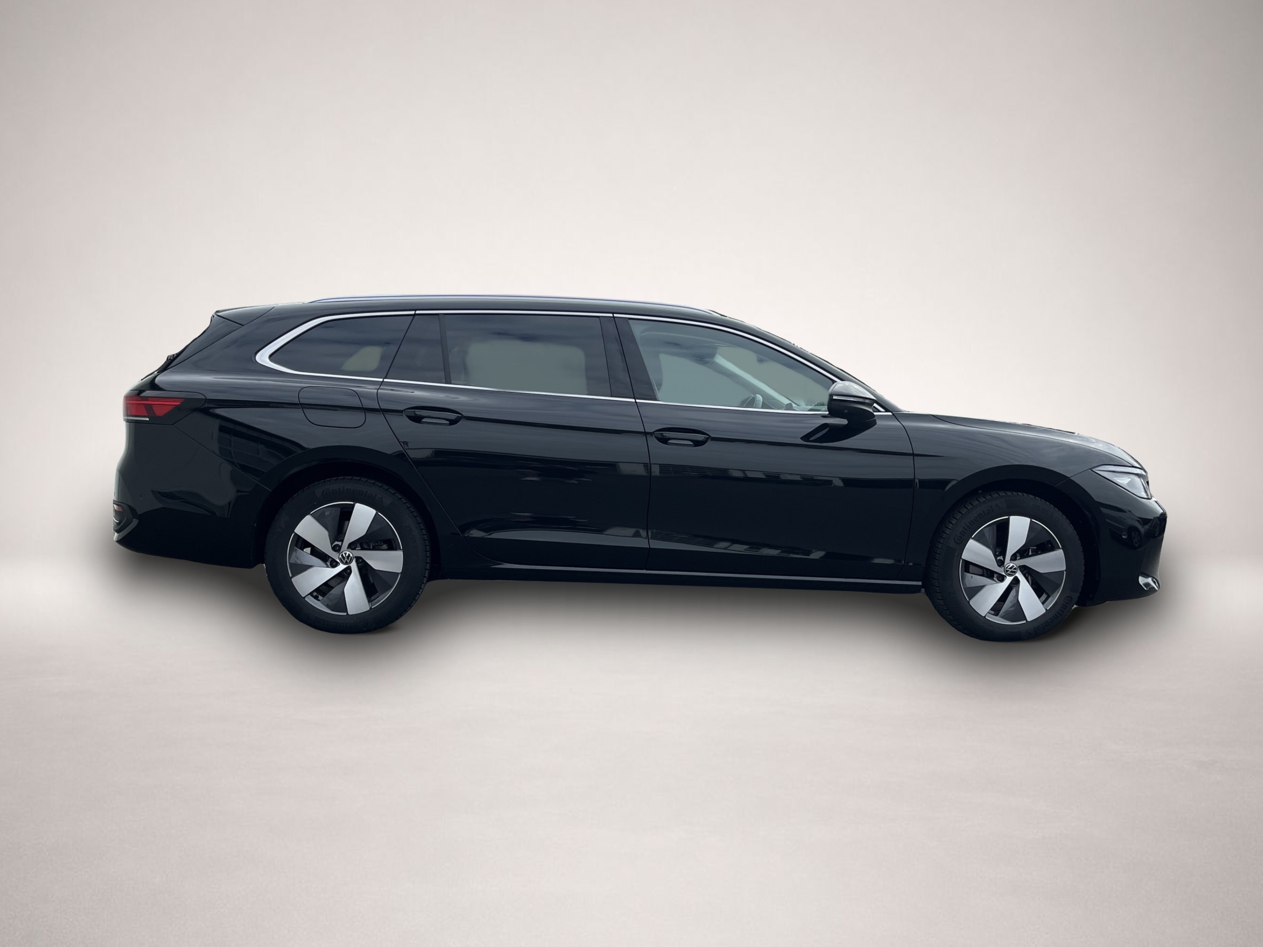 Volkswagen Passat Variant (10/2025, )