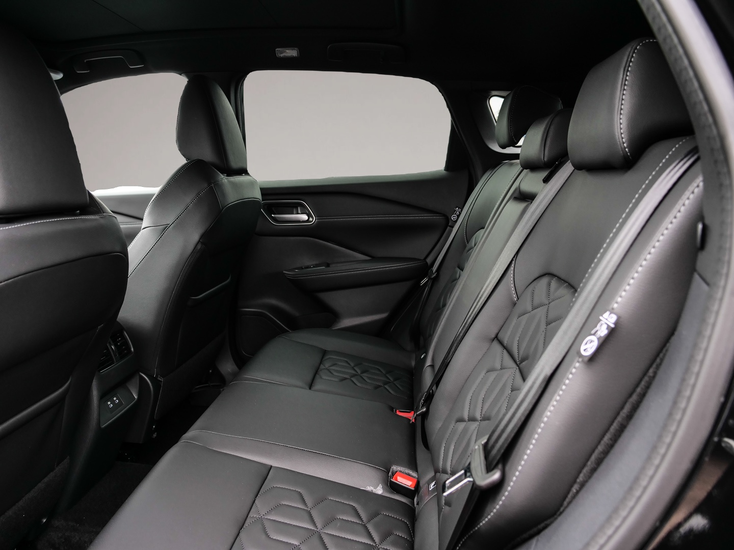Nissan Qashqai, image 6 of 6