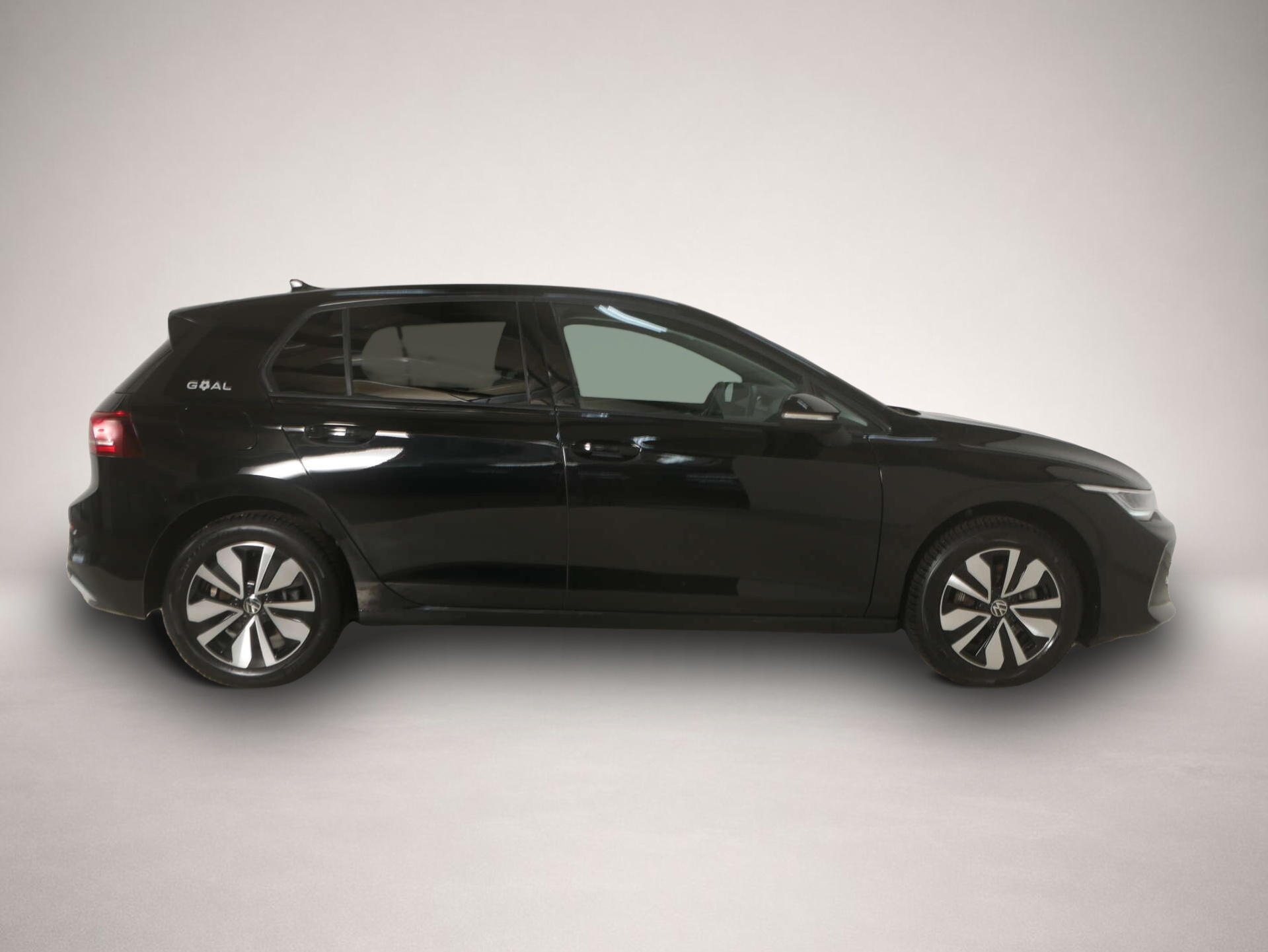 Volkswagen Golf, image 5 of 6