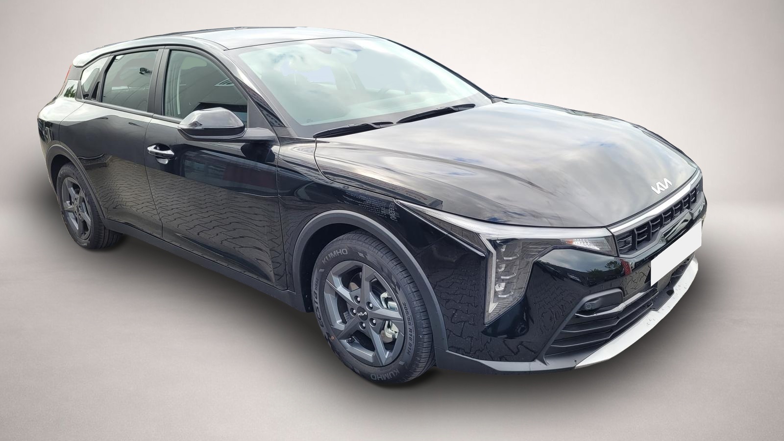 Kia K4, image 3 of 5