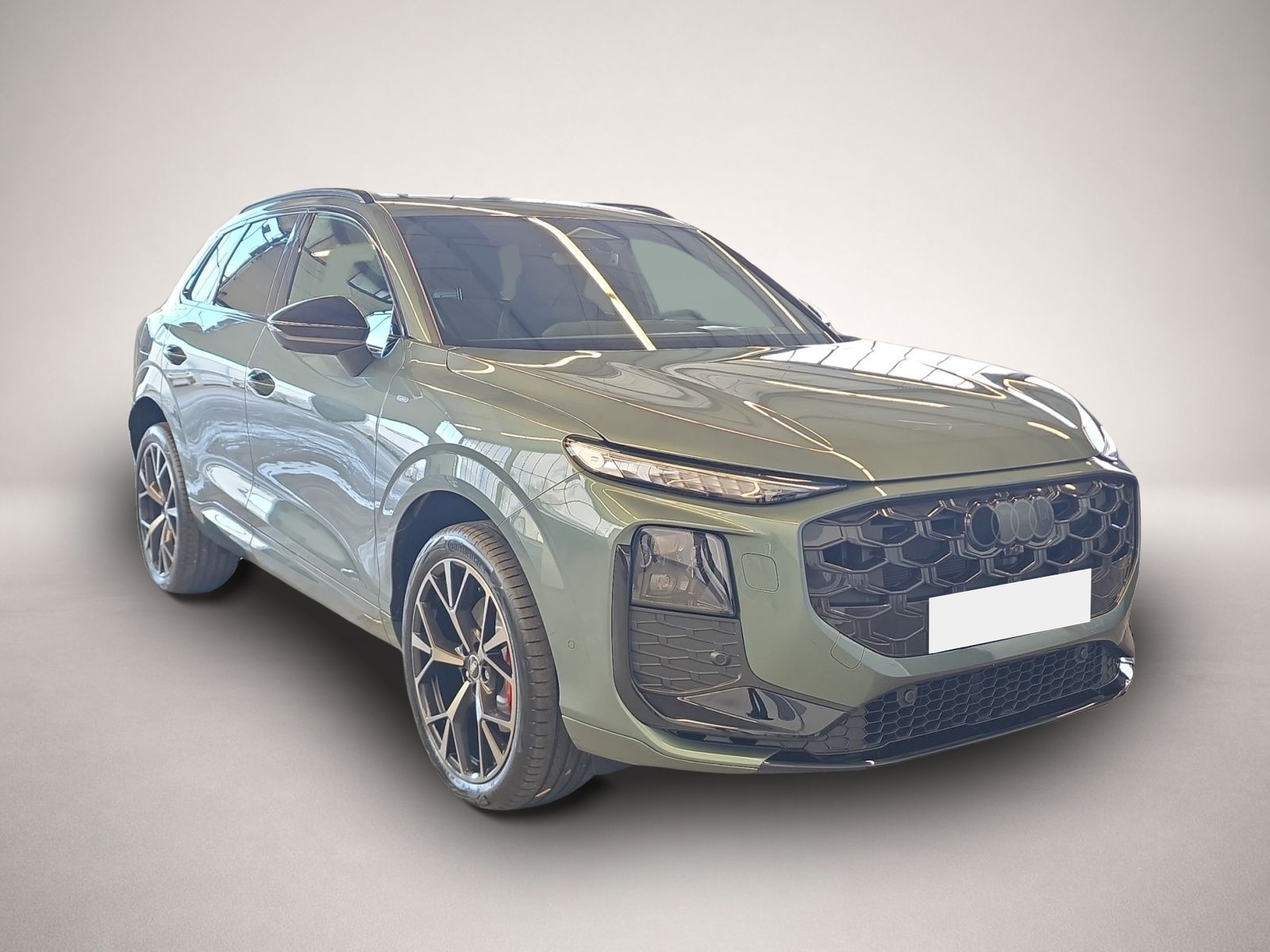 Audi Q3 (10/2025, Hybrid (Benzin/Elektro))