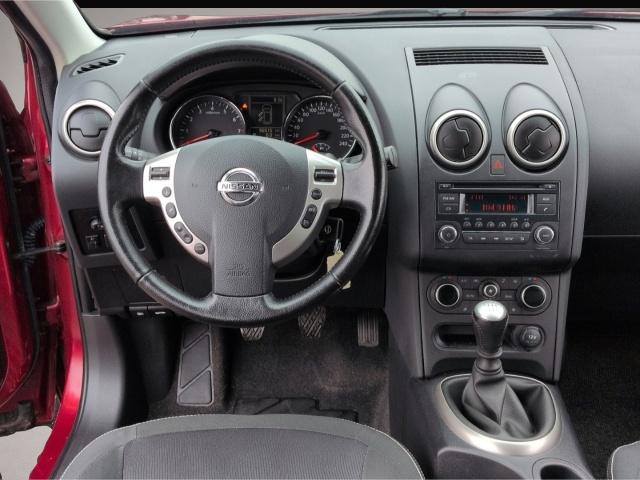 Nissan Qashqai (09/2012, Benzin)