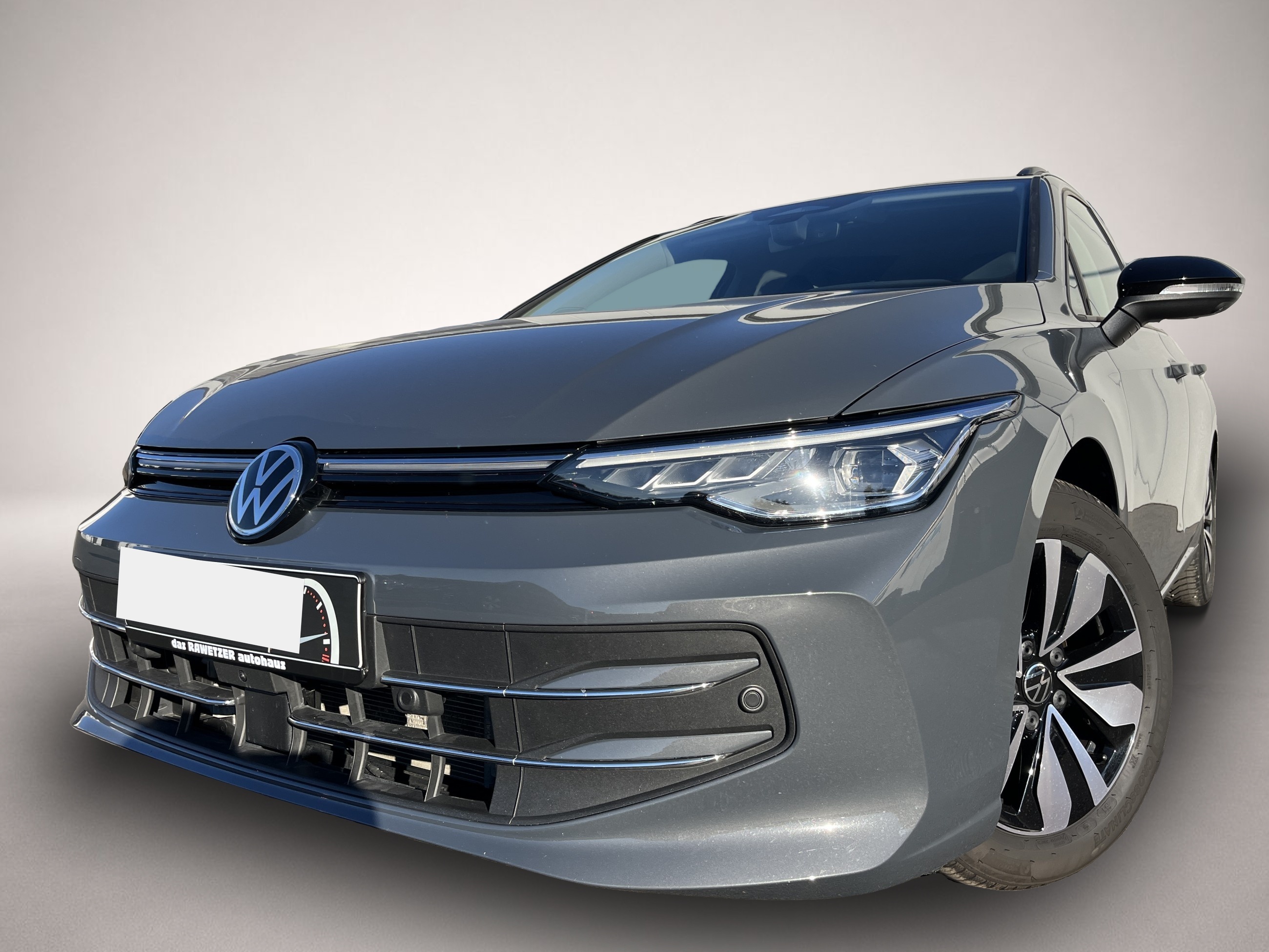 Volkswagen Golf (10/2025, Benzin)