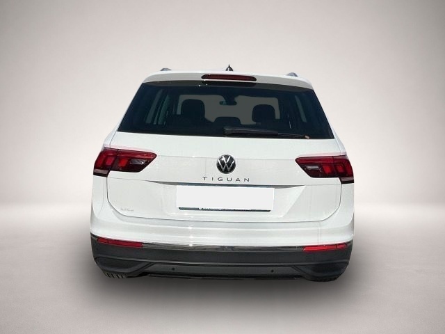 Volkswagen Tiguan (01/2024, Benzin)