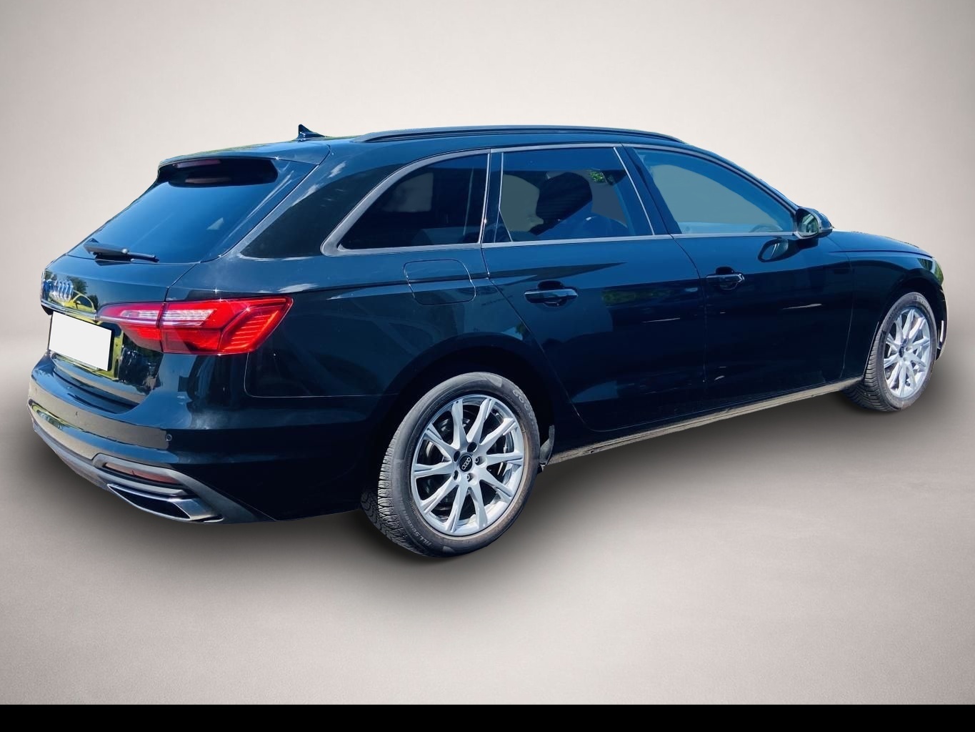Audi A4 (09/2022, )