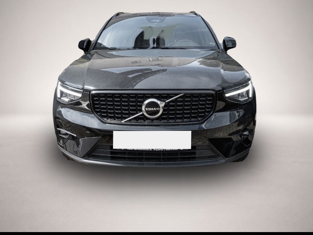 Volvo XC40 (01/2023, Benzin)