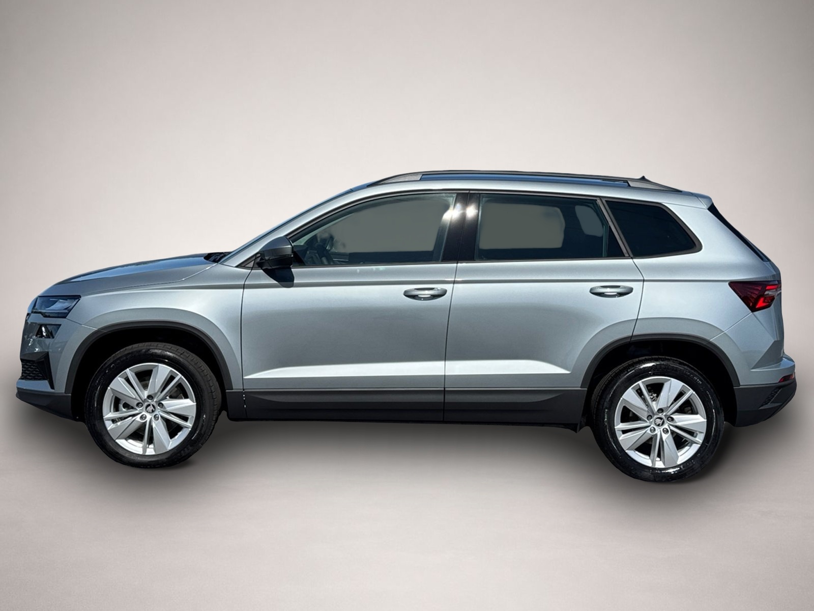 Skoda Karoq (02/2026, Benzin)