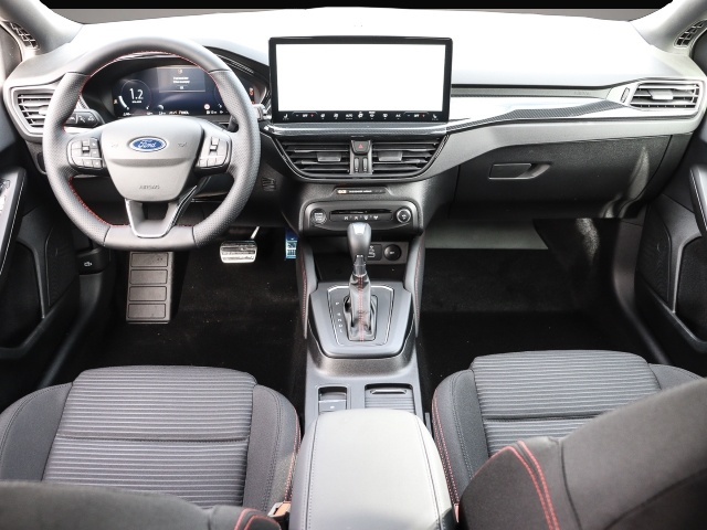 Ford Focus (05/2026, Benzin)
