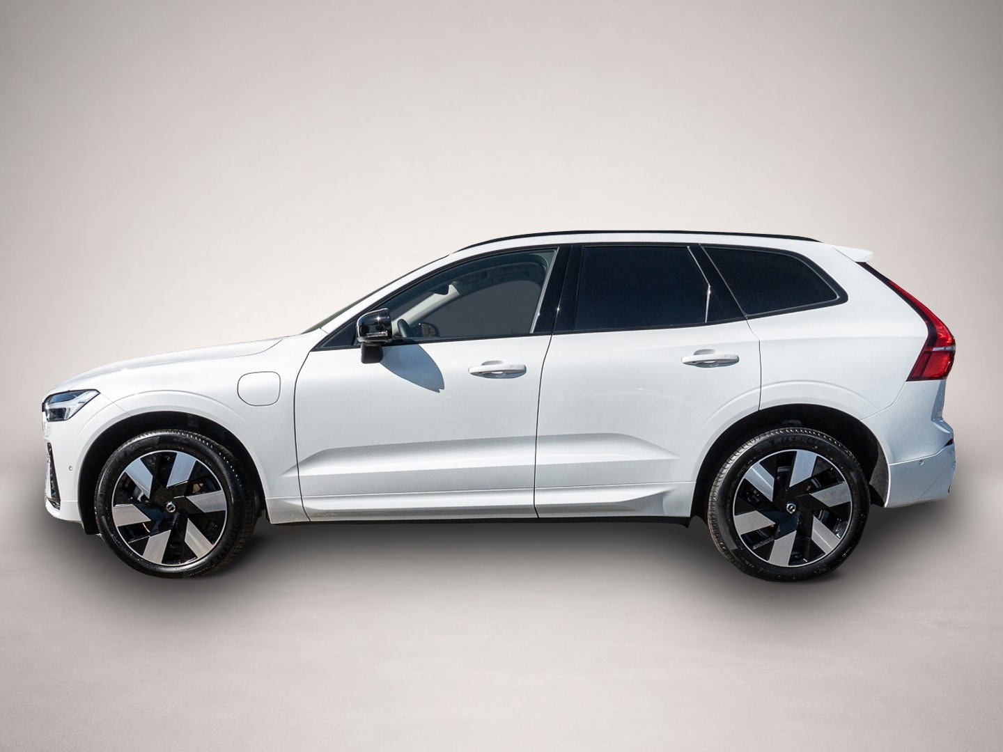 Volvo XC60 (07/2025, Hybrid (Benzin/Elektro))