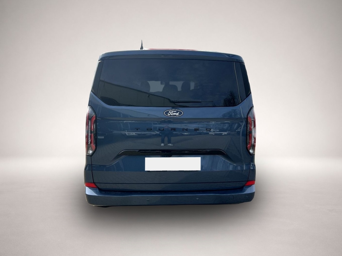 Ford Tourneo Custom (10/2025, Diesel)