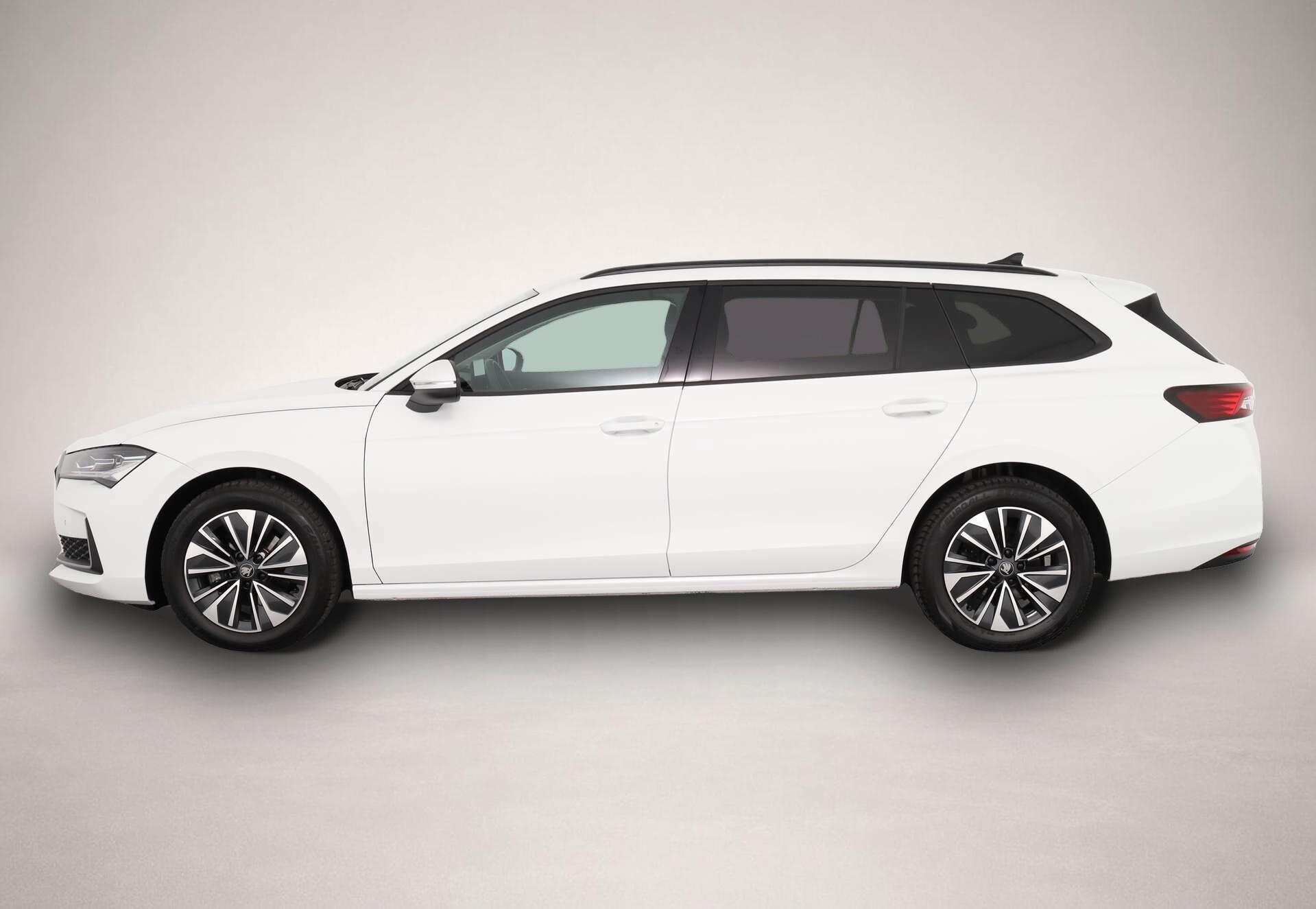Skoda Superb (10/2025, Diesel)
