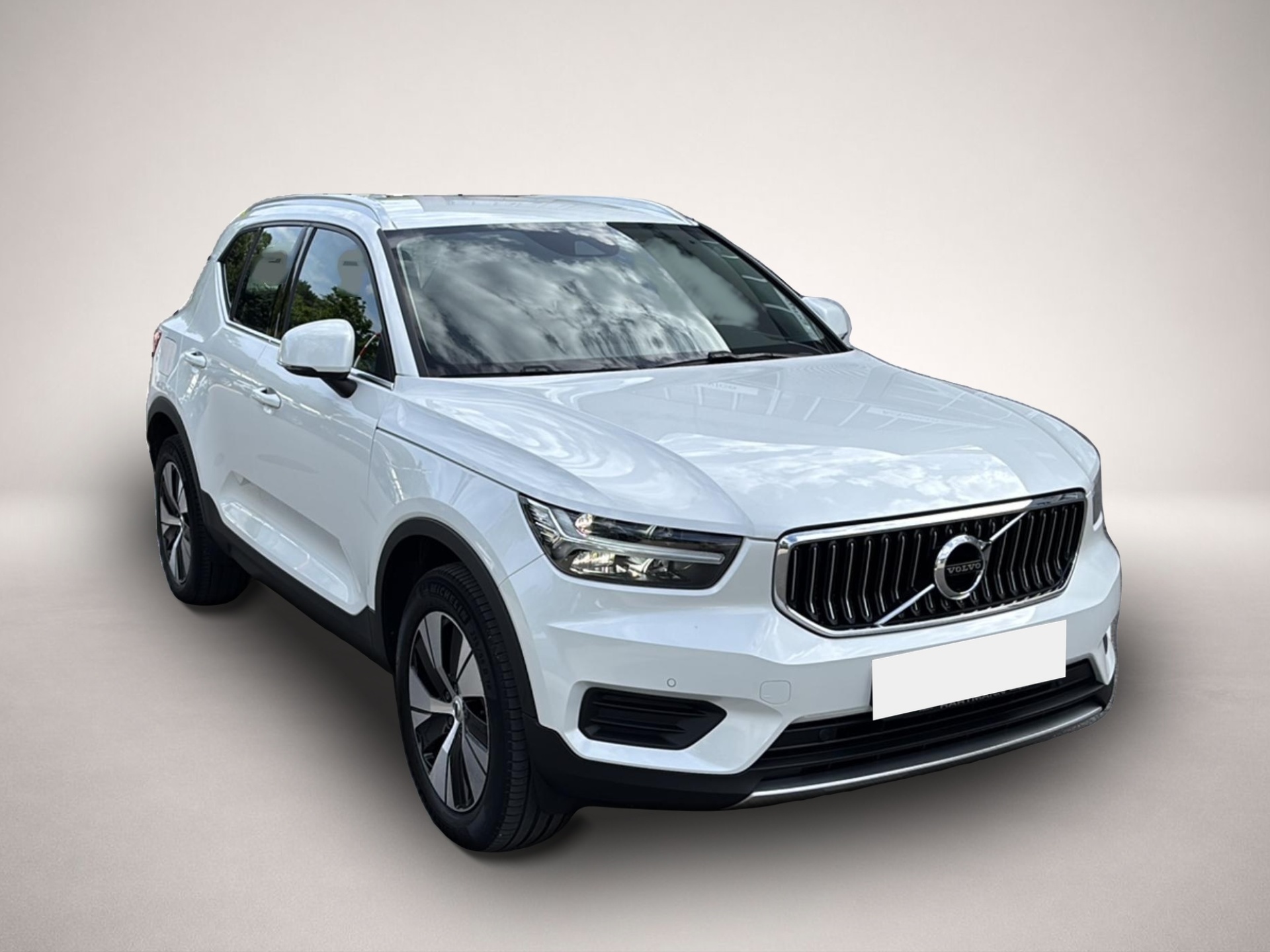 Volvo XC40 (04/2022, Hybrid (Benzin/Elektro))