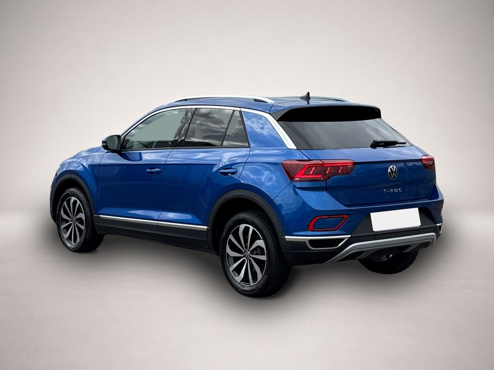 Volkswagen T-Roc, image 4 of 5