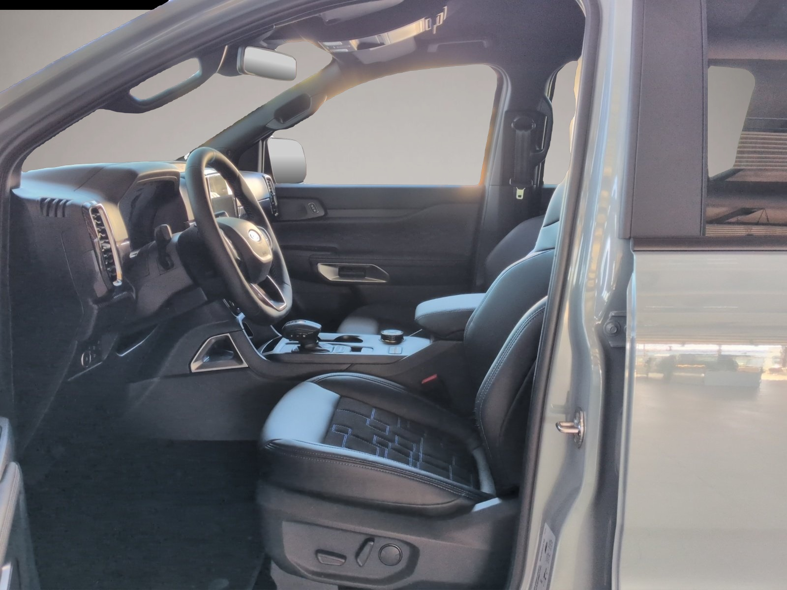 Ford Ranger, image 7 of 8