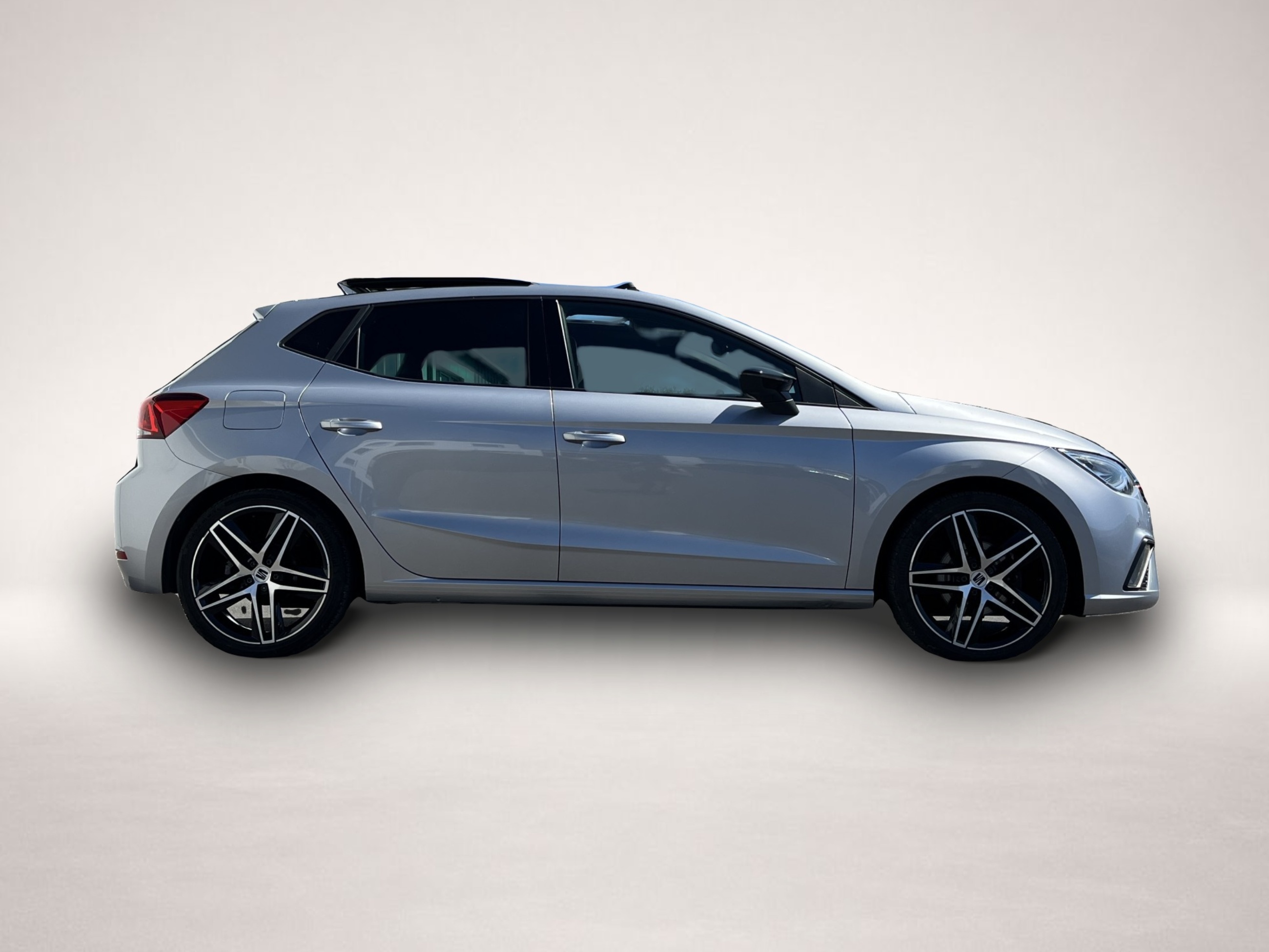 Seat Ibiza (12/2021, Benzin)