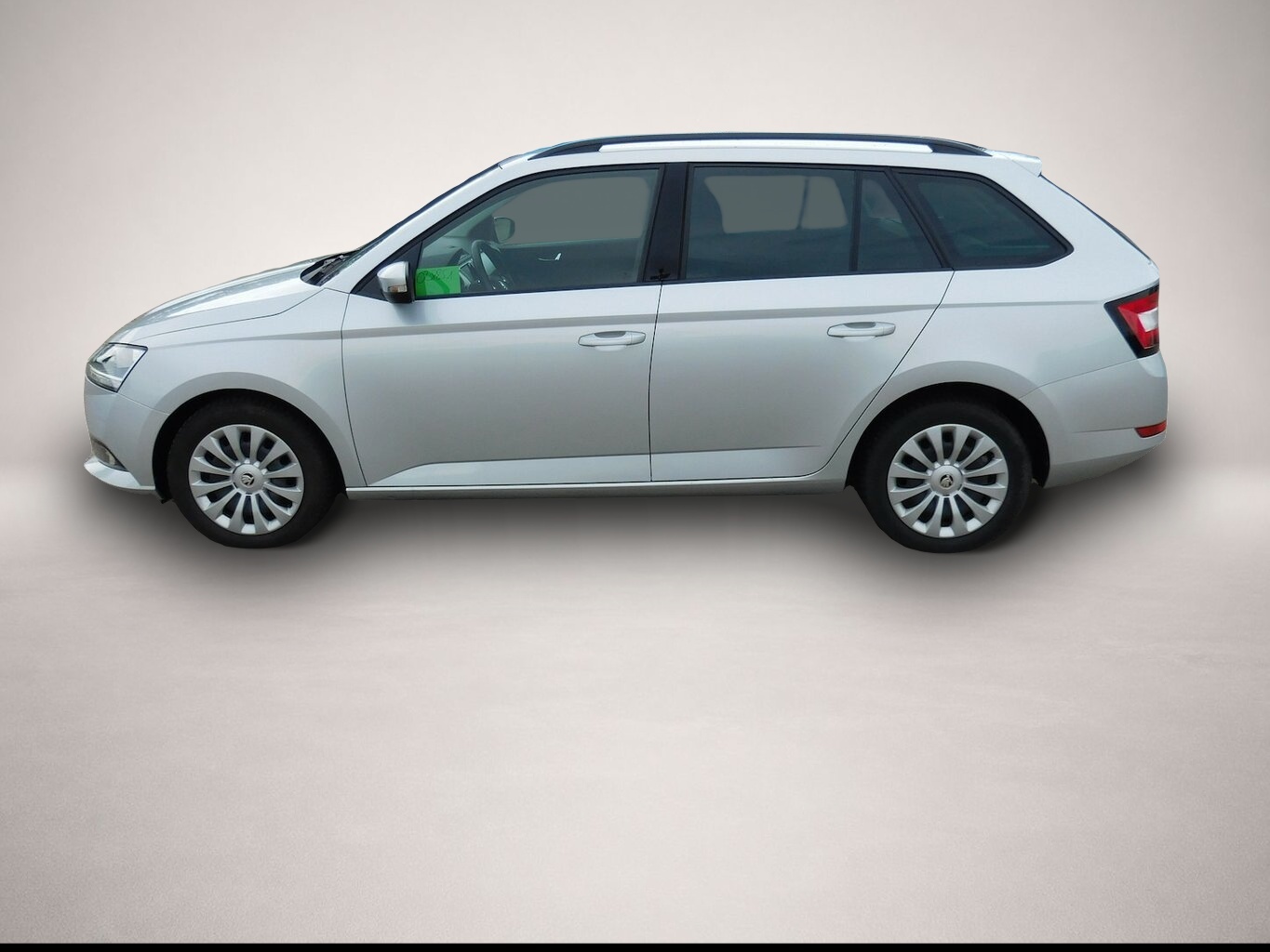 Skoda Fabia (06/2022, Benzin)