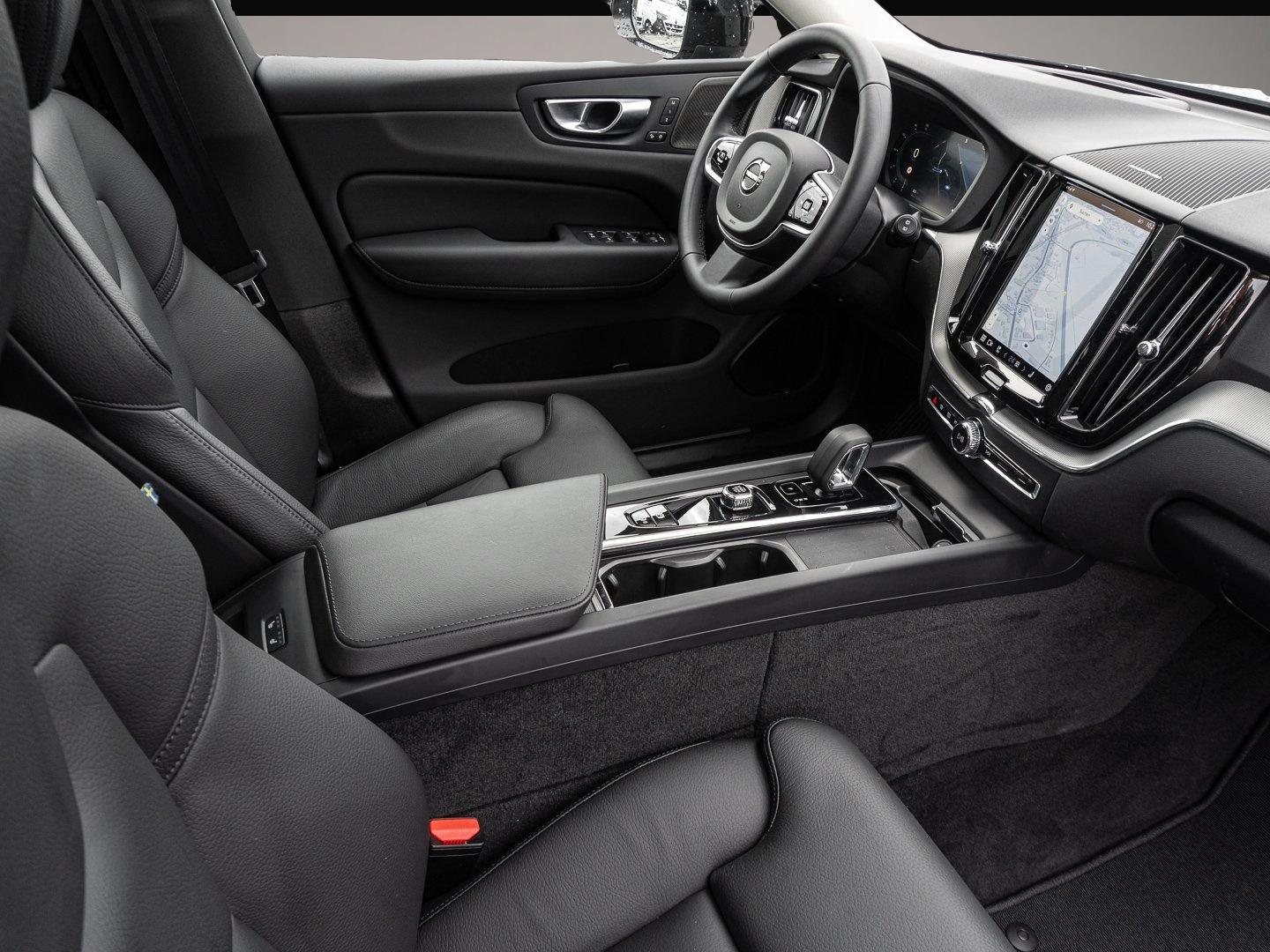 Volvo XC60 (08/2025, Hybrid (Benzin/Elektro))