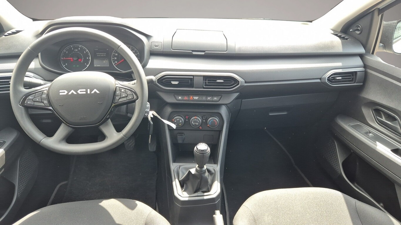 Dacia Sandero (04/2023, Benzin)