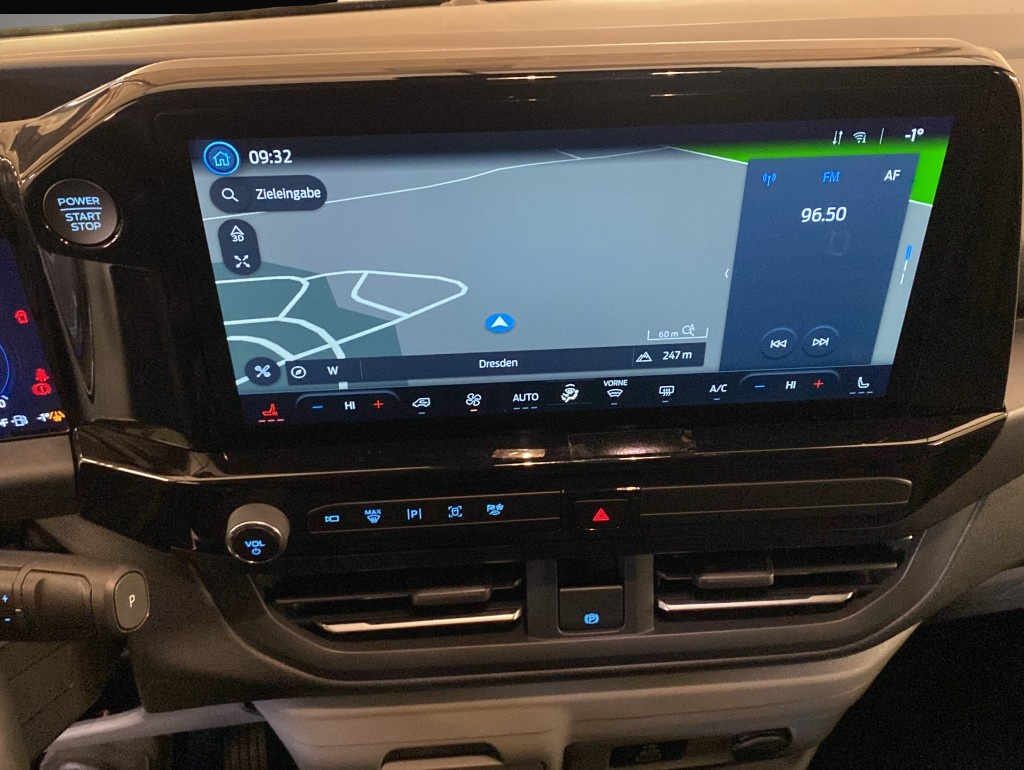 Ford Tourneo Custom (07/2025, Diesel)