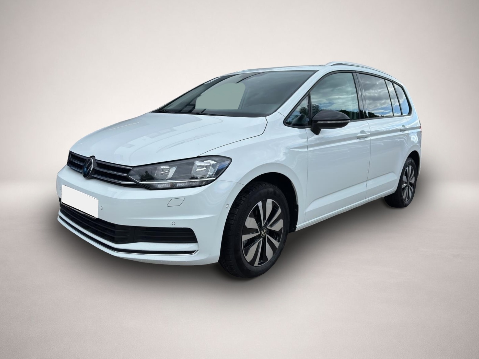 Volkswagen Touran (10/2025, Benzin)