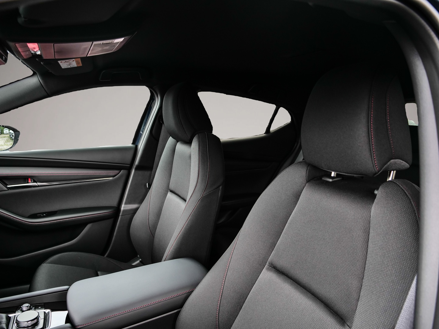 Mazda 3, image 5 of 6