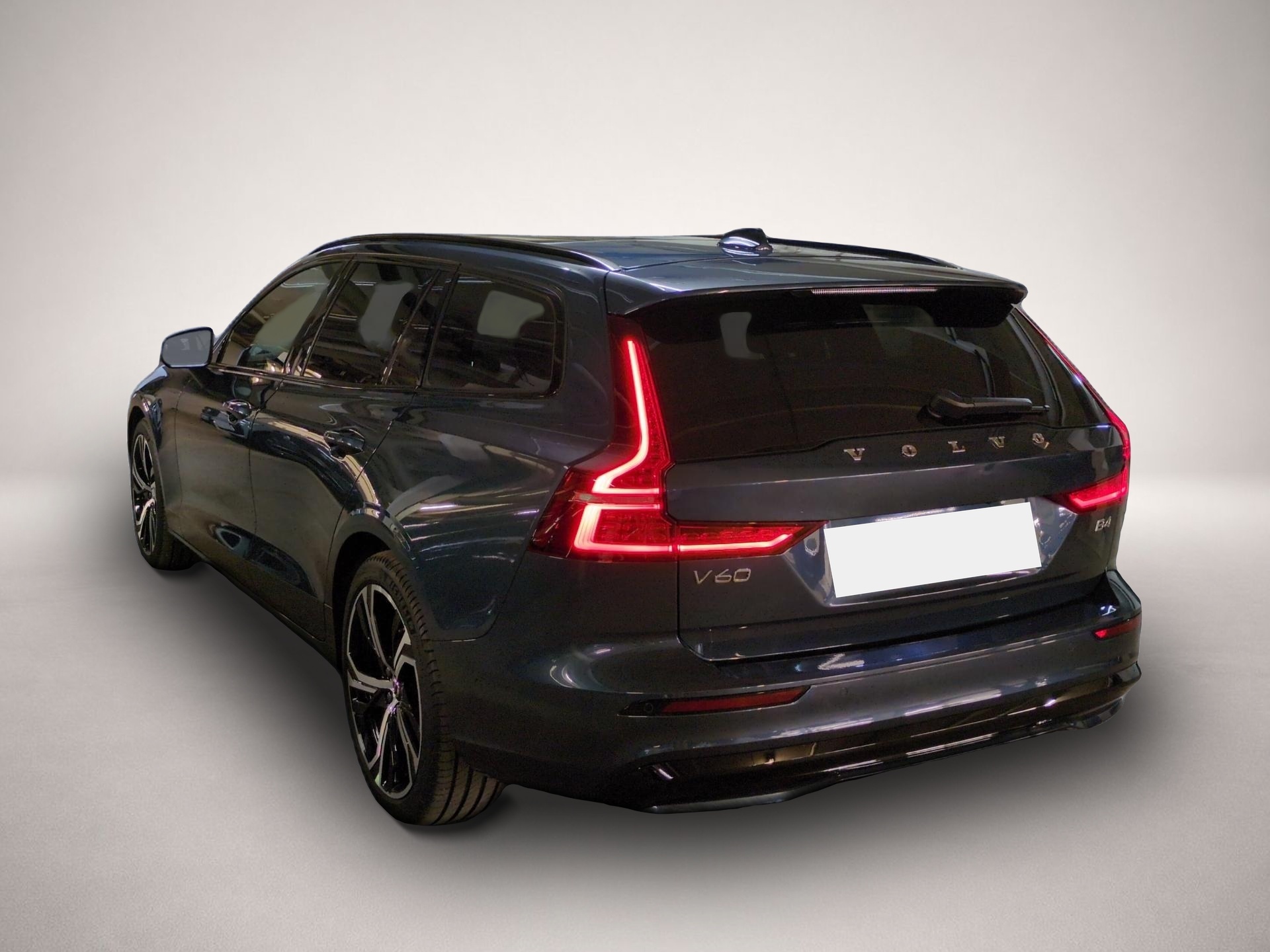 Volvo V60 (04/2024, Benzin)