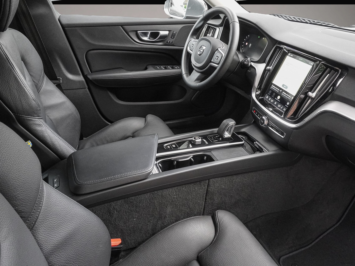 Volvo V60 (06/2024, Benzin)