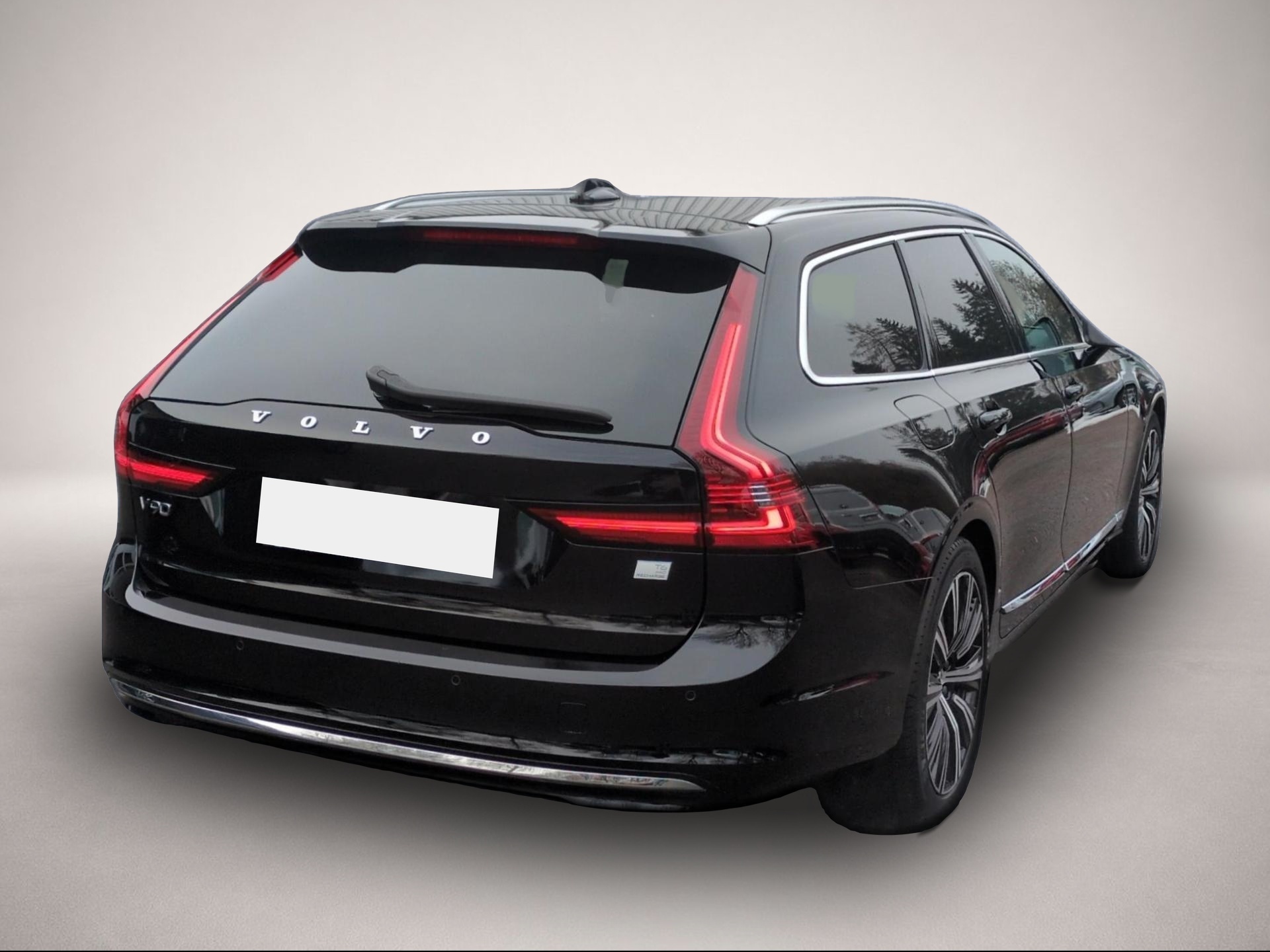 Volvo V90 (12/2022, Hybrid (Benzin/Elektro))