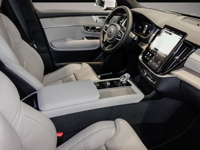 Volvo XC90 (12/2024, Hybrid (Benzin/Elektro))