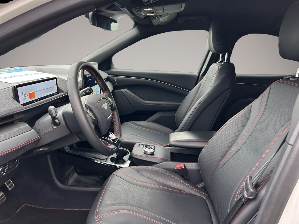 Ford Mustang Mach-E (12/2022, ELECTRIC)